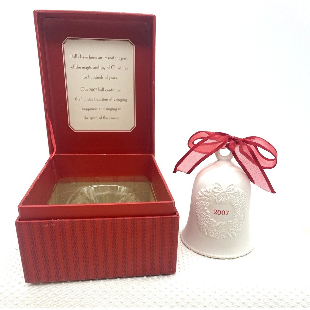Hallmark Porcelain Bell Ornament 2007‎ NWT